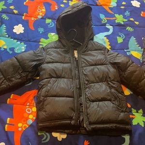Black puffer 4T old navy coat
